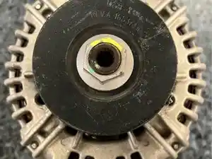 Used 2017 PETERBILT 587 Alternator (Stock #10703)) Part Image