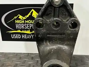 Used 2005 STERLING TRUCK A9500 series Spring, Rear Leaf Hanger (Stock #15373)) Part Image