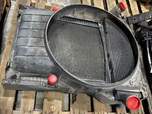 Used 2006 INTERNATIONAL 4400 Cooling Assembly (Stock #17165)) Part Image