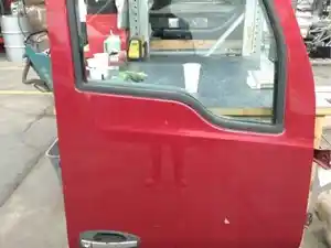 Used 2018 KENWORTH T680 Door (Stock #11839)) Part Image