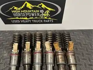 Used CAT C15E Injector (Stock #15406)) Part Image