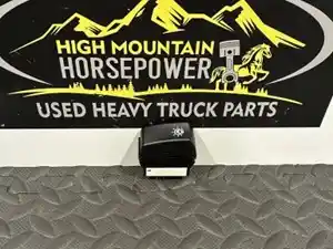 Used 2014 PETERBILT 579 Miscellaneous Image