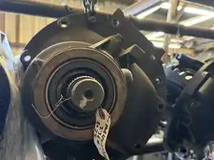 Rebuilt MERITOR MR 40 14X  R Rear Rear (Tandem Rear or Single) (Stock #R-2516)) Part Image