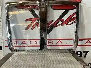 Aftermarket 2015 Kenworth T680 Grille (Stock #GJM-L29-6155-100)) Part Image