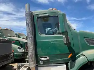 Used 2015 Peterbilt 579 Cab Image