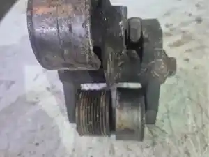 Used Detroit DD13 Belt Tensioner Image