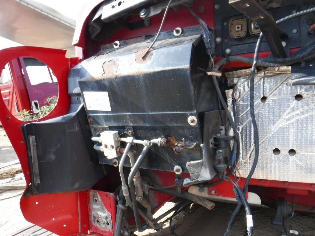 2005 KENWORTH T800 (Stock 274134) Heater Core Box TPI