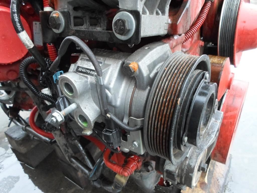 2012 FREIGHTLINER M2106 (Stock 36560) A/C Compressors TPI