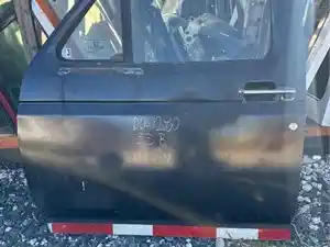 Used 1995 Ford F600 Door (Stock #DO-1280)) Part Image