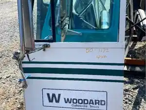 Used 1995 Freightliner FLD120 Door (Stock #DO-1172)) Part Image