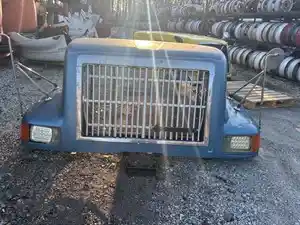 Used 1996 International 9200 Hood Image