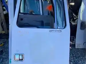 Used 1998 VolvoWhiteGMC WX64 Door (Stock #DO-1248)) Part Image