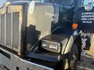 Used 2001 Kenworth T800 Hood Image