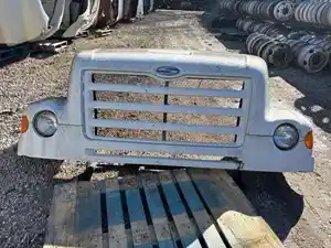Used 2001 Sterling L7501 Hood Image
