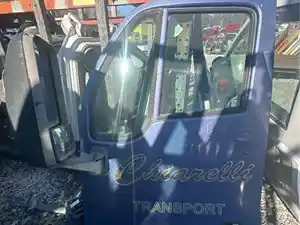 Used 2004 Peterbilt 387 Door (Stock #DO-1278)) Part Image