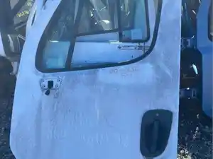 Used 2009 Freightliner M2 106 Door (Stock #DR-1256)) Part Image