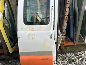 Used Ford F-750 Door (Stock #DO-1312)) Part Image