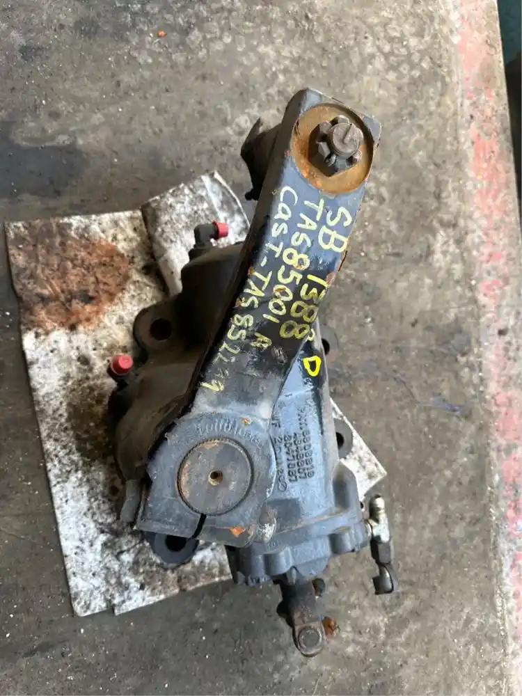 Used, Recycled, New, and Aftermarket Heavy Duty Truck Parts