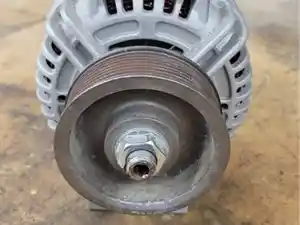 Used 2019 Detroit DD15 Alternator Image