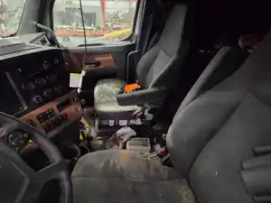 Used 2021 Freightliner Cascadia 126 Seat (Stock #T25007-27)) Part Image