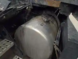 Used 2022 Freightliner Cascadia 126 Fuel Tank (Stock #T25008-7)) Part Image