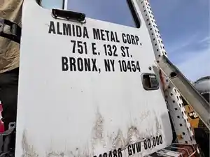 Used 1995 Volvo Autocar Door (Stock #264)) Part Image