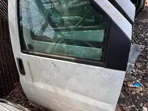 Used 2003 GMC C7500 Door (Stock #256)) Part Image