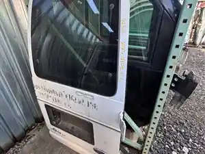 Used 2005 Ford E-350 Door (Stock #147)) Part Image