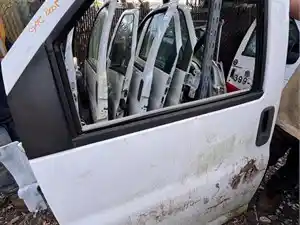Used 2005 GMC C7500 Door (Stock #251)) Part Image