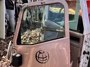 Used 2006 International 9200 Door (Stock #196)) Part Image