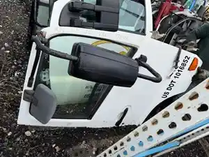 Used 2011 UD/Nissan UD2600LP Door (Stock #38)) Part Image