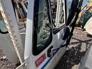 Used 2014 International TERRASTAR Door (Stock #161)) Part Image