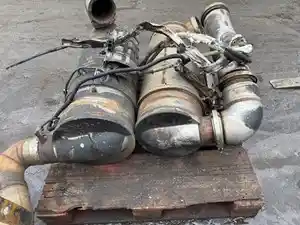 Used 2017 Freightliner Cascadia Diesel Particulate Filter (DPF) (Stock #398)) Part Image