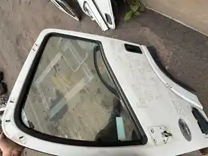 Used 2019 Isuzu NPR HD Door (Stock #463)) Part Image