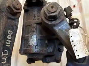 Used Universal JKC 448-01057 Steering Gear (Stock #439)) Part Image