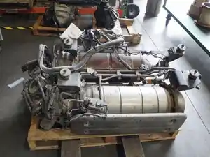 Used 2010 HINO 268 Diesel Particulate Filter (DPF) Image