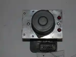 Used 2012 HINO 195 ABS Modulator Valve (Stock #U4405037092)) Part Image