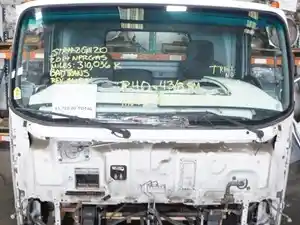 Used 2013 ISUZU NPR Cab (Stock #U8983731860)) Part Image