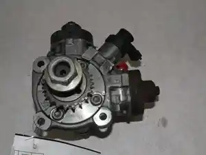 Used 2012 ISUZU NPR Fuel Gear Pump (Stock #U8980879863)) Part Image