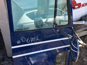 Used 1998 Freightliner FLD Door (Stock #06717-2)) Part Image