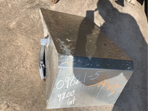 Used 1998 International 9200 Battery Box Cover (Stock #09821-5)) Part Image
