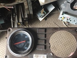 Used 1999 Freightliner FLD132 Classic Instrument Cluster (Stock #18815-16)) Part Image