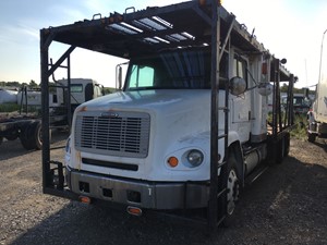 Used 2000 Freightliner FL112 Hood (Stock #22318-1)) Part Image