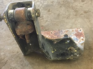 Used 2001 Peterbilt 379 Cab Mount (Stock #22515-7)) Part Image