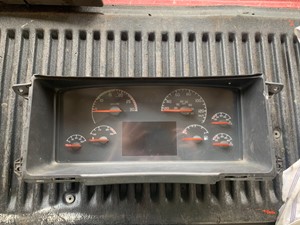 Used 2003 Volvo VNL Instrument Cluster (Stock #16121-3)) Part Image