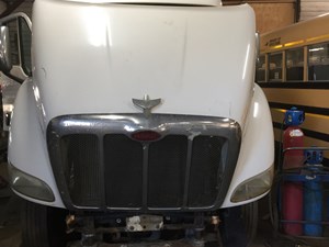 Used 2004 Peterbilt 387 Hood (Stock #25616-1)) Part Image