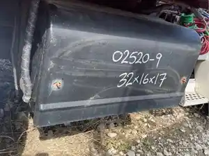 Used 2006 Kenworth T800 Battery Box Image