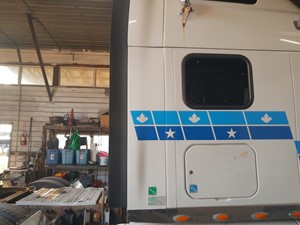 Used 2006 Peterbilt 387 Sleeper Fairing (Stock #19020-12)) Part Image