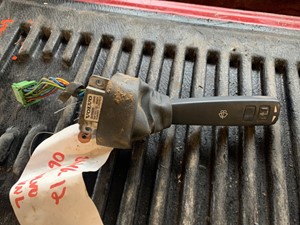 Used 2006 Volvo VNL Column Switch (Stock #01616-12)) Part Image