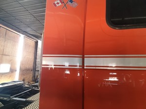 Used 2007 Volvo VVN Sleeper Fairing (Stock #04520-9)) Part Image